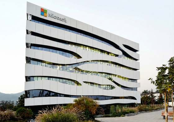 Oficinas Microsoft White Vitacura - ITO y COM y LEED - Vitacura, Chile